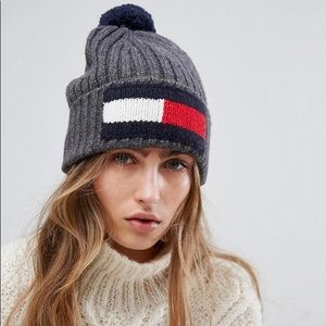 Tommy Hilfiger Flag Beanie with Pom Pom